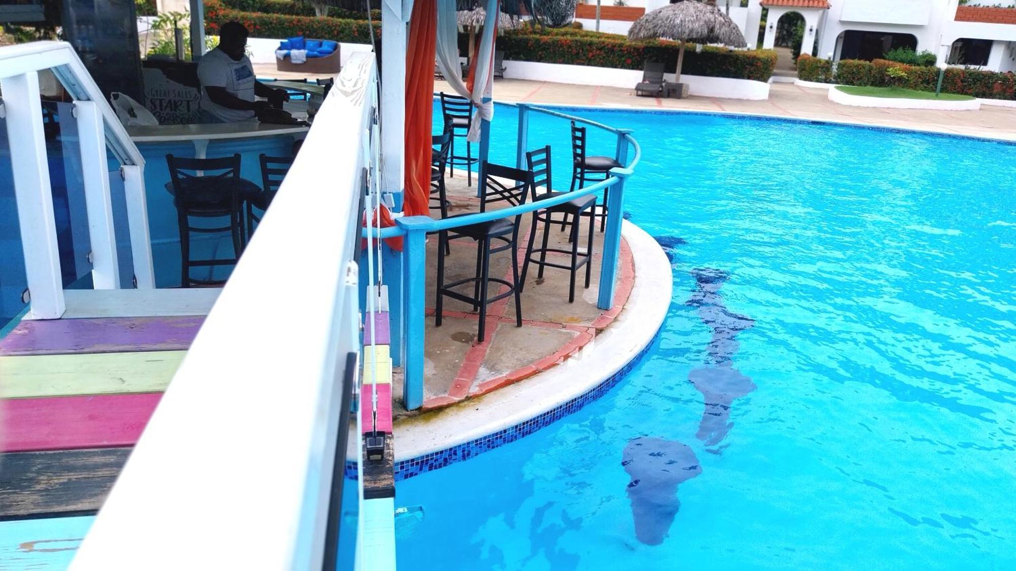 The Biggest Swimming Pool In Sosua, Frente A La Piscina Mas Grande En Sosua Apartment Exterior photo